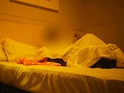 周末约炮君子兰美容院老板娘酒店开房穿着黑丝粉红情趣内衣草