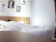 艺术主题酒店公司领导大叔鸡巴还挺大的约炮长发美女小情人肏的还挺猛把美女操的淫叫不止多体位变换720P高清