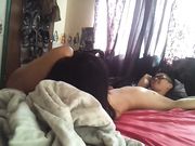 华裔眼镜小哥和逼逼很肥美的丰满女炮友在宿舍啪啪用套套机换了两次避孕套