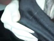 高颜值性感网红美女请师傅到地下车库修车时看男的长得帅,故意诱惑勾引,2人车内激情啪啪车震,毛少能叫.国语!