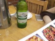 曾火爆一时的台湾美眉带着洋男友国内饭店吃饭吃完回家就开始啪啪啪