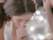 两个小姐姐漂亮好身材情欲旺盛主动加入啪啪极品虚了