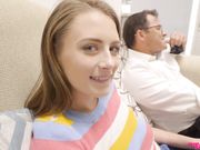 和漂亮的妹妹做爱销魂激烈 白嫩大长腿刺可爱诱人挡不住