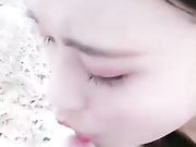 搭讪户外漂亮美女野战