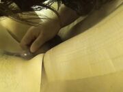 一个男的太性福带着两个熟妇在国道上操然后到酒店搞