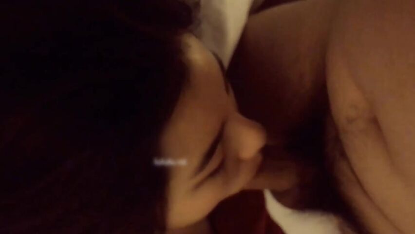 操练瑜伽的出轨骚妻屁股又肥又翘嗲声嗲气