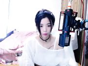 高颜值年轻嫩妹主播激情自慰大秀 身材很好 淫水白浆插出不少