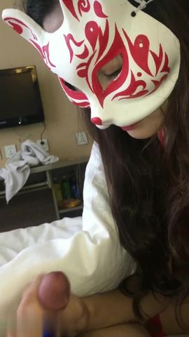 勾搭夜場DJ美少女偷情 無套狠肏極品饅頭穴