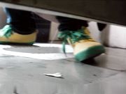 老狼冒死偷拍美女如厕高清合集3