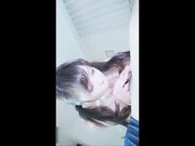 马尾辫的无毛学生妹被大屌无情抽插