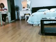 私人公寓网约上门服务的气质漂亮美少妇奶子好大女人味十足急不可待上床激情肉战