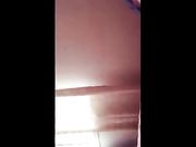 美女主播和摇一摇炮友直播啪啪这炮友真厉害把她插喷了