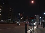 小山雀女孩为被看见而兴奋 并使wet湿了 第三部分