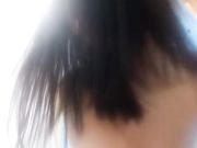 放假大二师妹家人都去旅游了约我去她家玩在她闺房里偷吃禁果