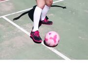 性感大学生用身体感谢她的足球教练