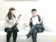 约长相清纯妹子近距离口交后入抽插猛操